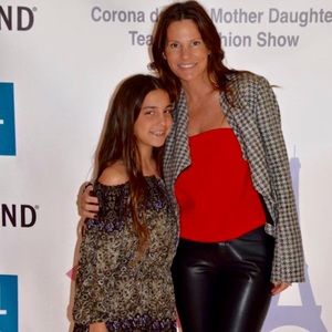 Unique/Edgy Blazer with Zipper Detail, Size Small